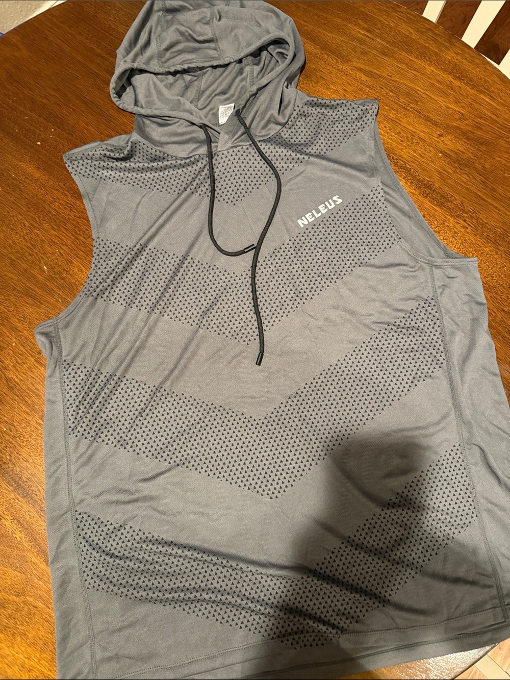 Neleus Men's Gray Sleeveless Hooded Training Tank